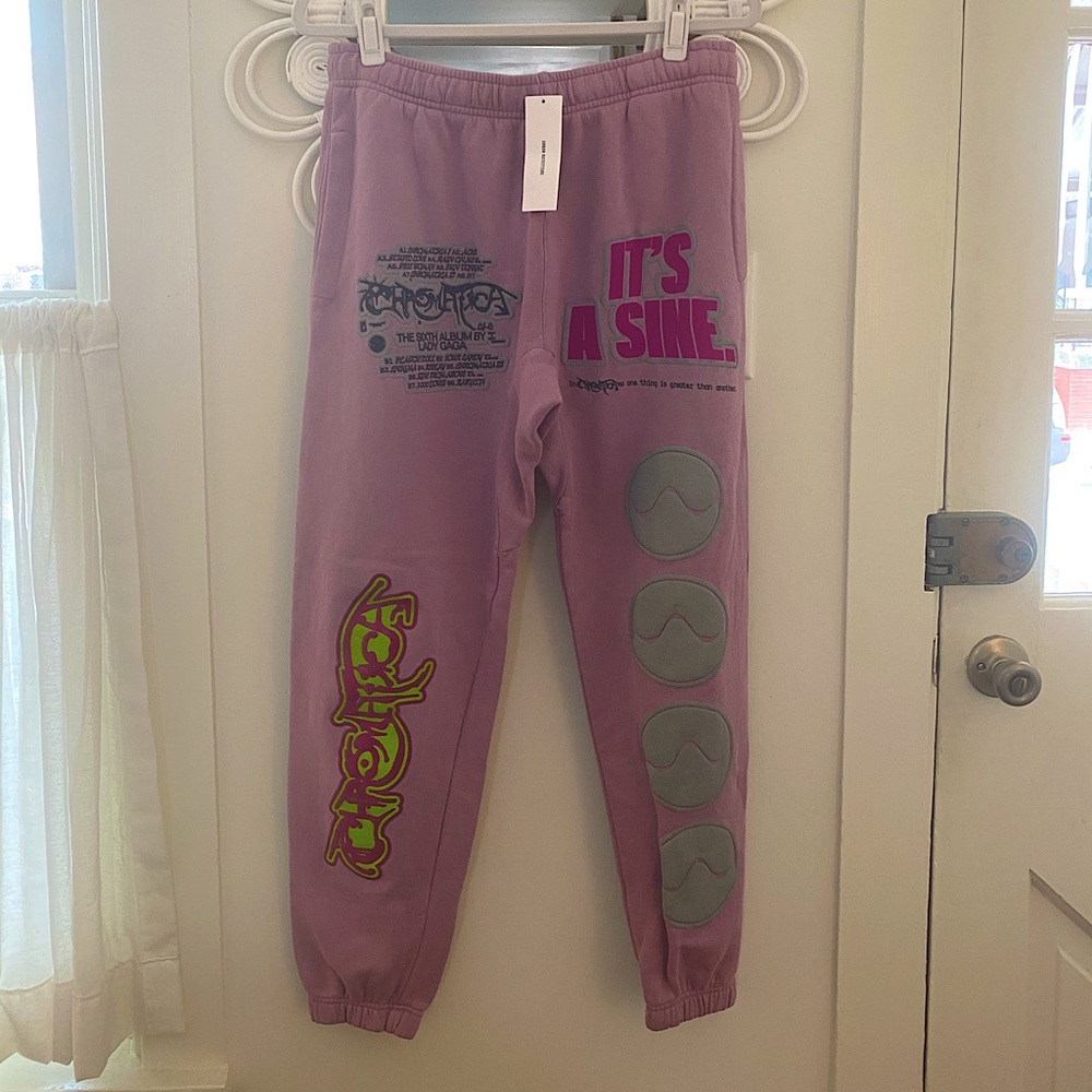 Lady Gaga Sweats 🎧